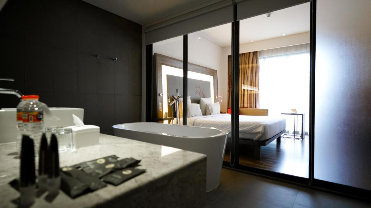 Novotel Banjarmasin Airport Banjarbaru Zewnętrze zdjęcie