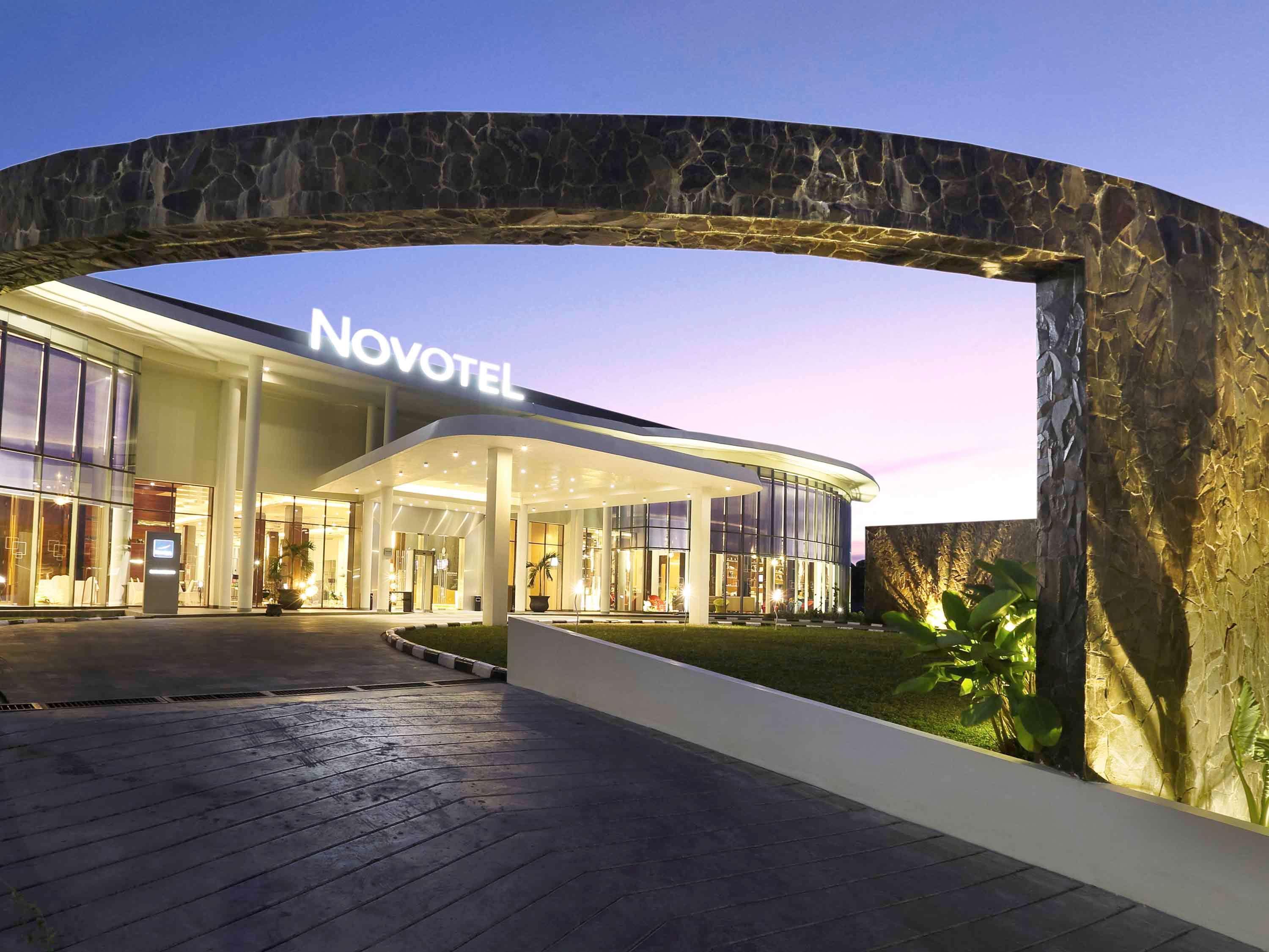 Novotel Banjarmasin Airport Banjarbaru Zewnętrze zdjęcie