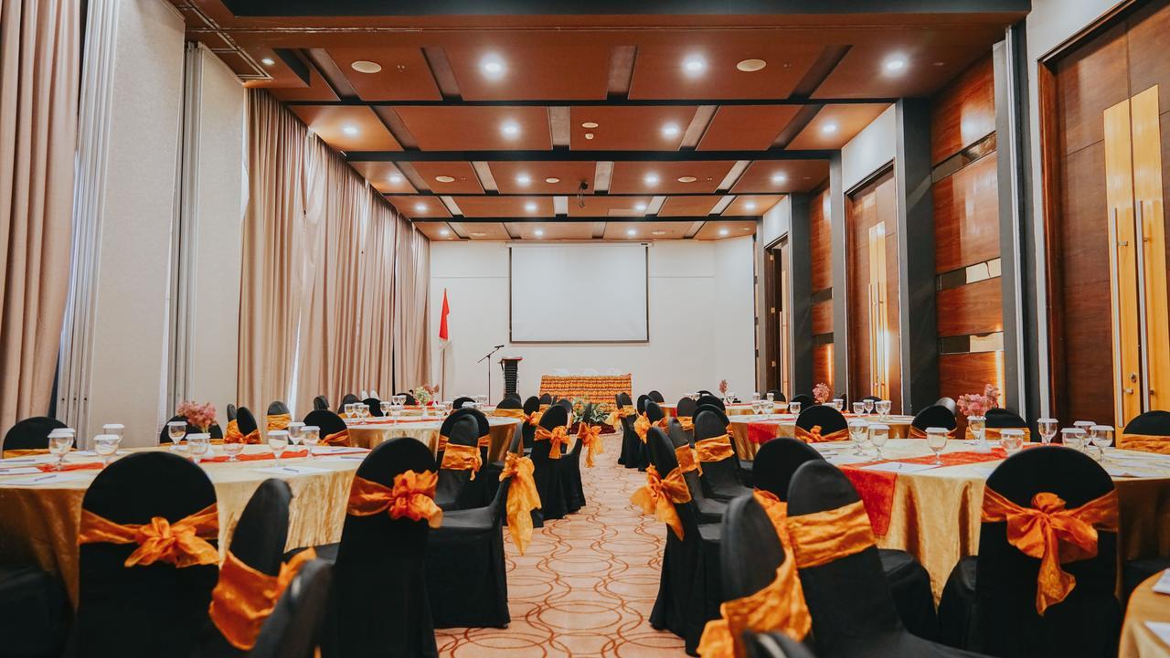 Novotel Banjarmasin Airport Banjarbaru Zewnętrze zdjęcie